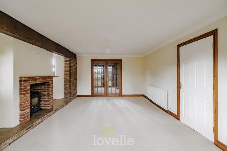 6 bedroom Detached house for sale in Swaby Close, Marshchapel, DN36