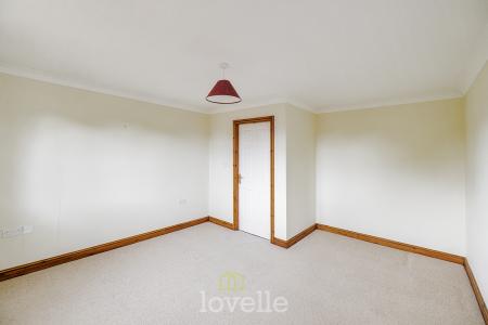 6 bedroom Detached house for sale in Swaby Close, Marshchapel, DN36