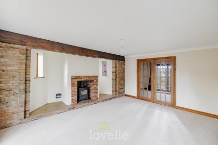 6 bedroom Detached house for sale in Swaby Close, Marshchapel, DN36