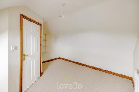 6 bedroom Detached house for sale in Swaby Close, Marshchapel, DN36