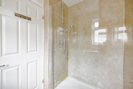 4 bedroom Detached house for sale in Arden Village, Cleethorpes, DN35