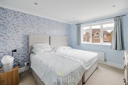 4 bedroom Detached house for sale in Arden Village, Cleethorpes, DN35