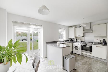 3 bedroom Semi-detached house for sale in Peterson Drive, New Waltham, DN36