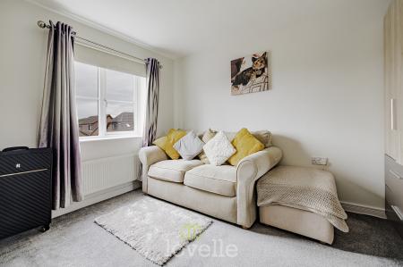 3 bedroom Semi-detached house for sale in Peterson Drive, New Waltham, DN36