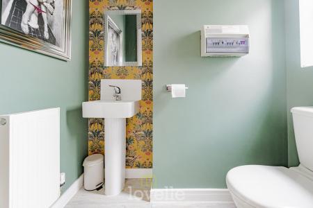 3 bedroom Semi-detached house for sale in Peterson Drive, New Waltham, DN36