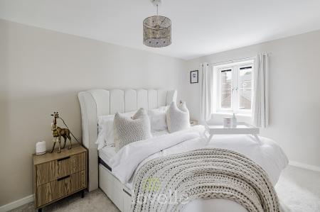 3 bedroom Semi-detached house for sale in Peterson Drive, New Waltham, DN36