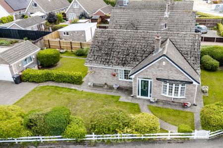 3 bedroom Bungalow for sale in North Sea Lane, Humberston, DN36