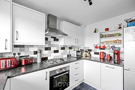 3 bedroom Town house for sale in Beach View Court ,Norfolk Lane, Cleethorpes, DN35