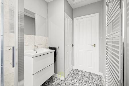 2 bedroom Semi-detached bungalow for sale in Philip Grove, Cleethorpes, DN35