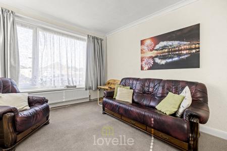 2 bedroom Semi-detached bungalow for sale in Philip Grove, Cleethorpes, DN35