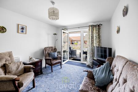 1 bedroom Bungalow for sale in Sycamore Way, Humberston, DN36