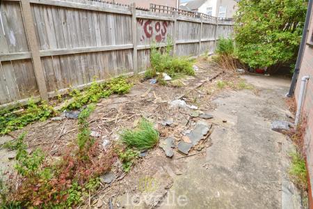 1 bedroom Flat for sale in Sidney Court, Cleethorpes, DN35
