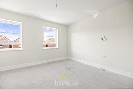 2 bedroom Terraced House for sale in Hawker Way, New Waltham, DN36