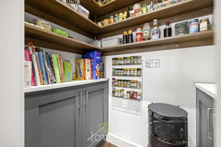 4 bedroom Bungalow for sale in Humberston Avenue, Humberston, DN36