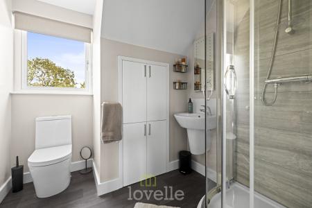 4 bedroom Bungalow for sale in Humberston Avenue, Humberston, DN36