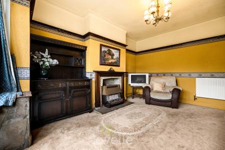 3 bedroom Semi-detached house for sale in Clee Road, Cleethorpes, DN35