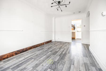 3 bedroom Terraced House for sale in Beck Walk, Cleethorpes, DN35