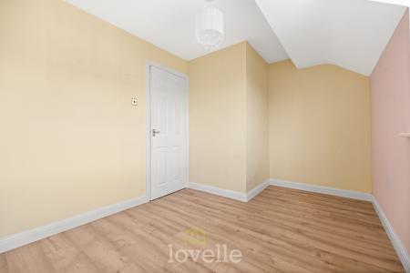 3 bedroom Terraced House for sale in Beck Walk, Cleethorpes, DN35