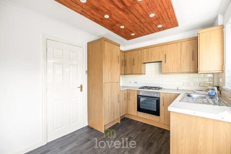 3 bedroom Terraced House for sale in Beck Walk, Cleethorpes, DN35