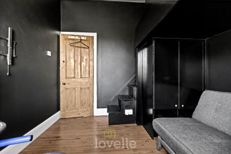 3 bedroom Semi-detached house for sale in Oxford Street, Cleethorpes, DN35