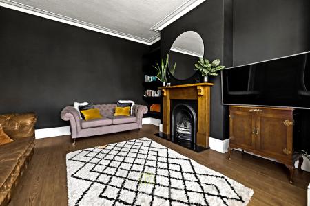 3 bedroom Semi-detached house for sale in Oxford Street, Cleethorpes, DN35