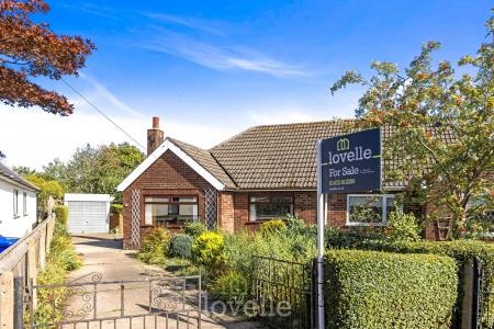 3 bedroom Semi-detached bungalow for sale in Lonsdale Close, Humberston, DN36