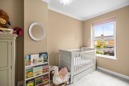 2 bedroom Terraced House for sale in Hey Street, Cleethorpes, DN35