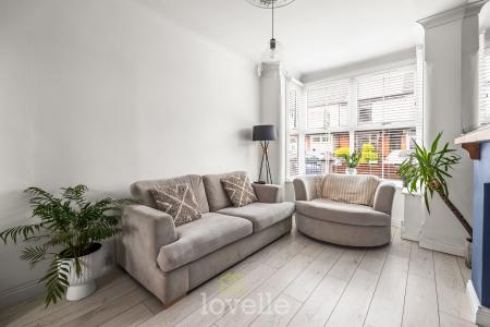 2 bedroom Terraced House for sale in Hey Street, Cleethorpes, DN35