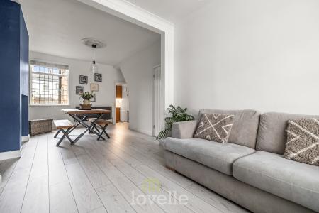 2 bedroom Terraced House for sale in Hey Street, Cleethorpes, DN35