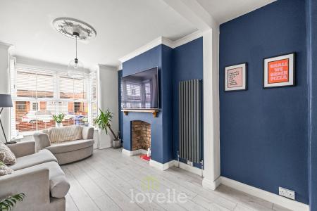 2 bedroom Terraced House for sale in Hey Street, Cleethorpes, DN35