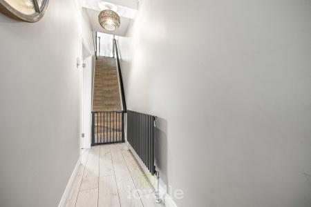 2 bedroom Terraced House for sale in Hey Street, Cleethorpes, DN35