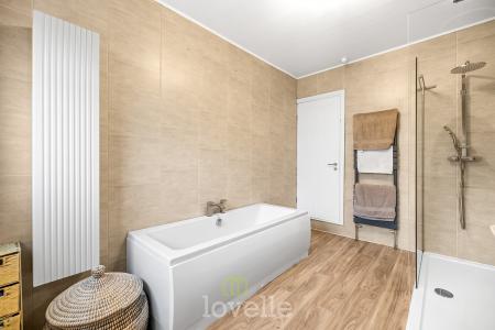 2 bedroom Terraced House for sale in Hey Street, Cleethorpes, DN35