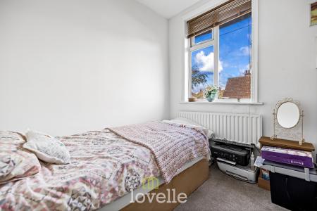 3 bedroom Semi-detached house for sale in Lindum Road, Cleethorpes, DN35