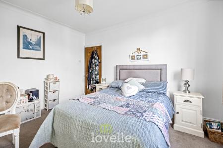 3 bedroom Semi-detached house for sale in Lindum Road, Cleethorpes, DN35