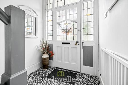 3 bedroom Semi-detached house for sale in Lindum Road, Cleethorpes, DN35