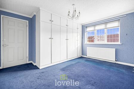 3 bedroom Link detached house for sale in Savoy Court, New Waltham, DN36