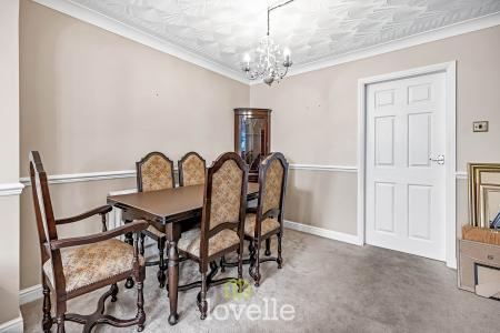 3 bedroom Link detached house for sale in Savoy Court, New Waltham, DN36