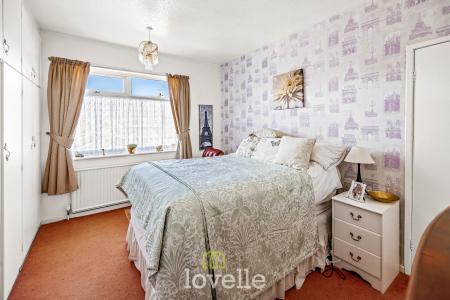 3 bedroom Semi-detached house for sale in Craven Road, Cleethorpes, DN35