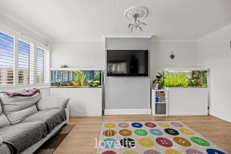 3 bedroom Semi-detached house for sale in Humberston Road, Cleethorpes, DN35