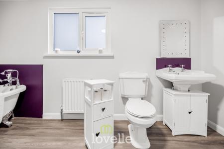 4 bedroom Detached house for sale in Pearson Road, Cleethorpes, DN35