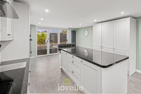 4 bedroom Detached house for sale in Pearson Road, Cleethorpes, DN35