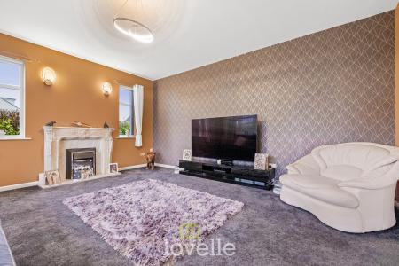 4 bedroom Detached house for sale in Pearson Road, Cleethorpes, DN35