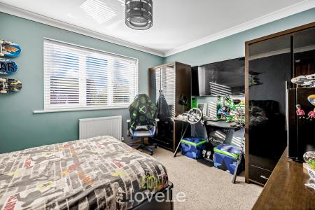 4 bedroom Detached house for sale in Garrick Lane, New Waltham, DN36