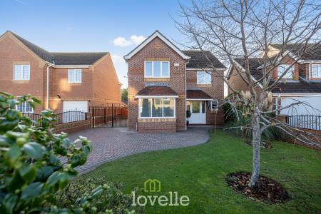 4 bedroom Detached house for sale in Garrick Lane, New Waltham, DN36