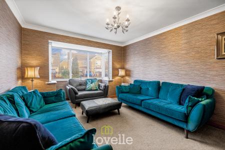 4 bedroom Detached house for sale in Garrick Lane, New Waltham, DN36