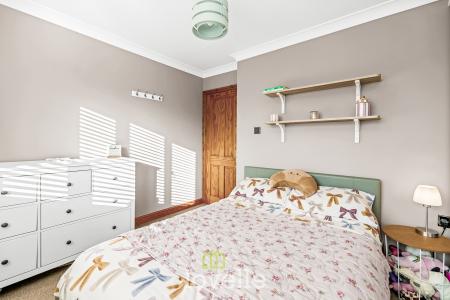 4 bedroom Detached house for sale in Garrick Lane, New Waltham, DN36