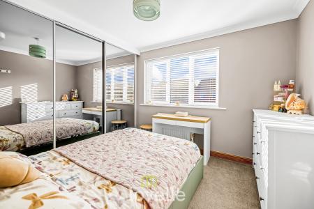 4 bedroom Detached house for sale in Garrick Lane, New Waltham, DN36