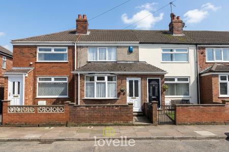 2 bedroom Terraced House for sale in Hinkler Street, Cleethorpes, DN35