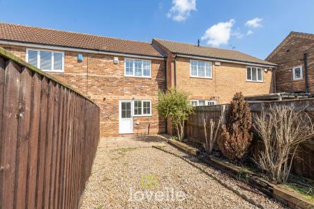 2 bedroom Terraced House for sale in Beck Walk, Cleethorpes, DN35