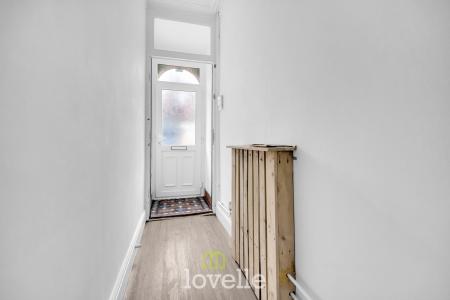 3 bedroom Terraced House for sale in Dolphin Street, Cleethorpes, DN35